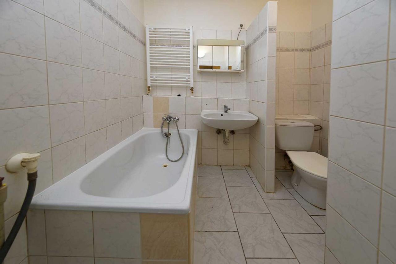 Apartment Lublanska 48 Prague Exterior photo